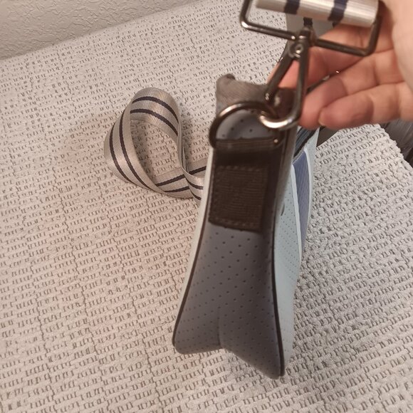 HAUTE SHORE women's 'Blair' Crossbody color block adjustable guitar strap purse - Picture 9 of 15